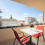 Apartmani Makarska 12